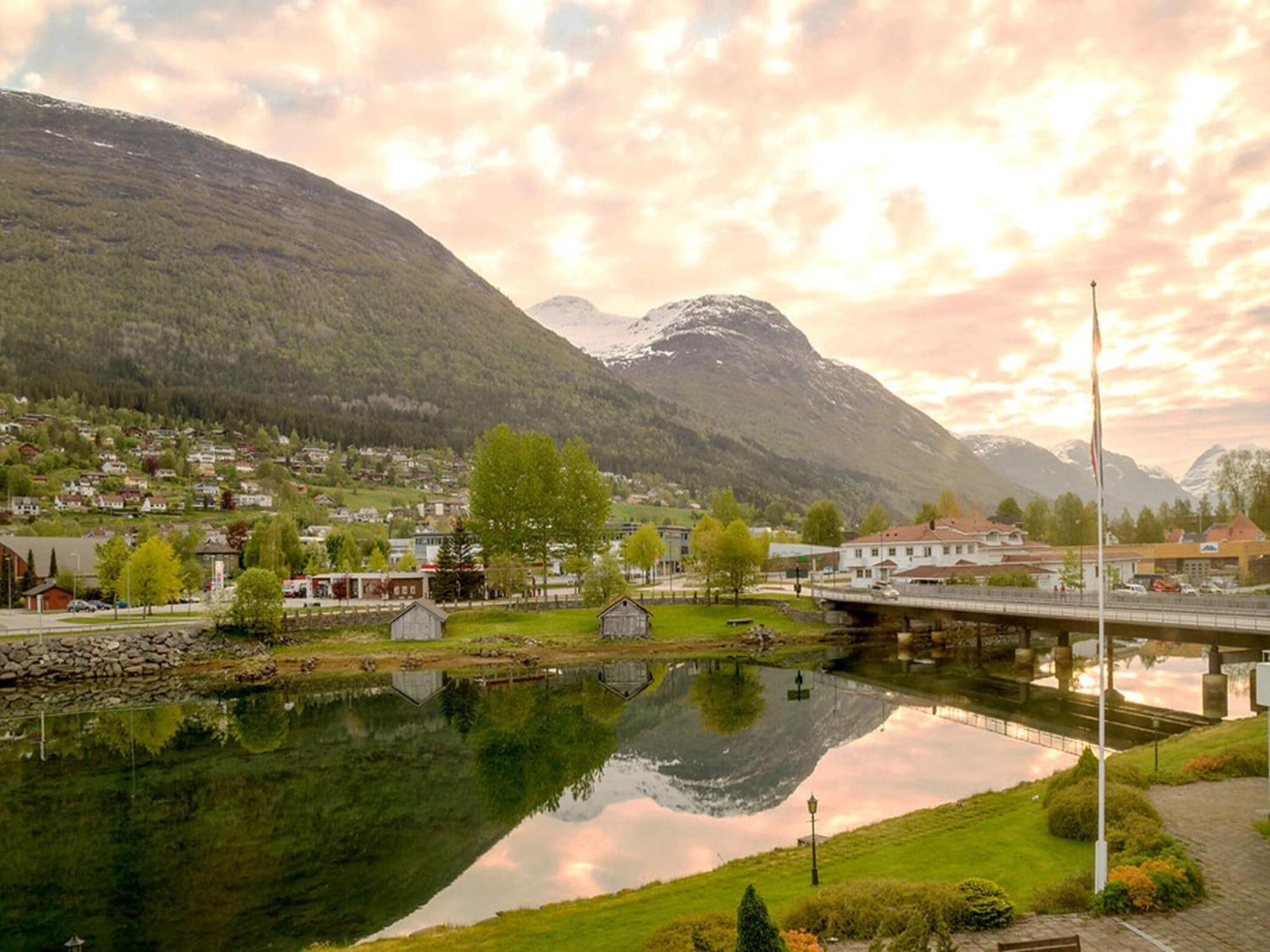 Apartment Stryn Dış mekan fotoğraf